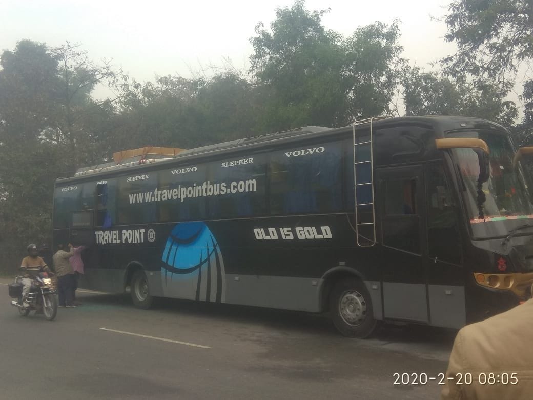 Fire in bus filled with passengers caused chaos