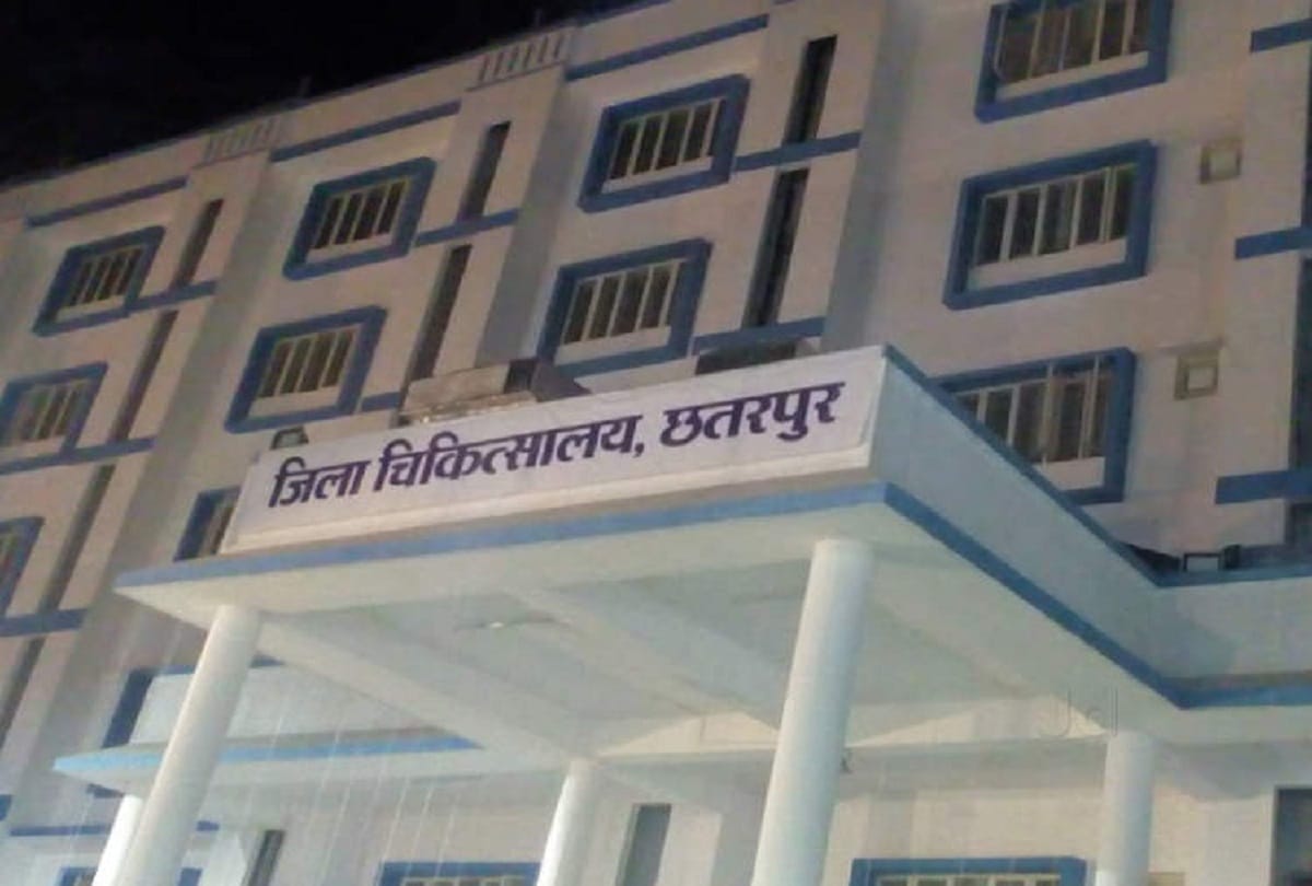 Madhya Pradesh Mental Patient treated a dozen patients in OPD district hospital in Chhatarpur