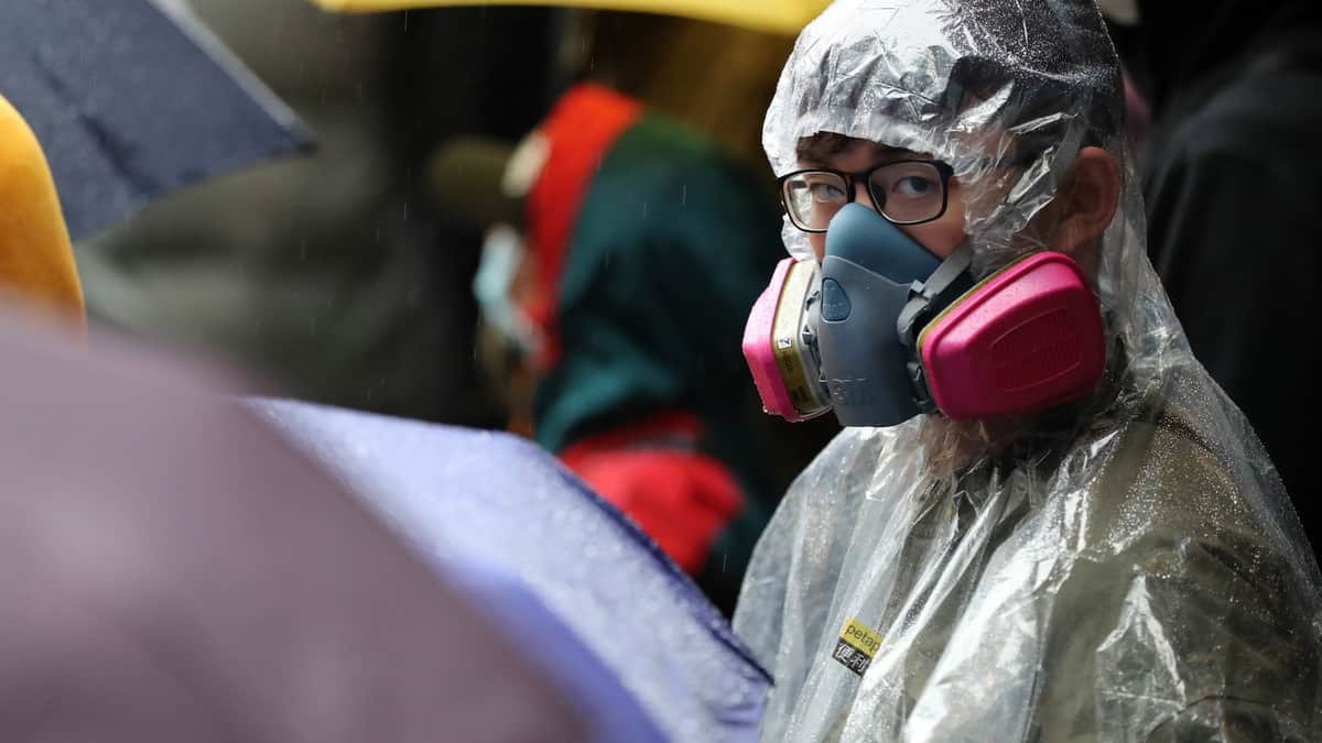 coronavirus symptoms and treatment, know how mask can save you from coronavirus