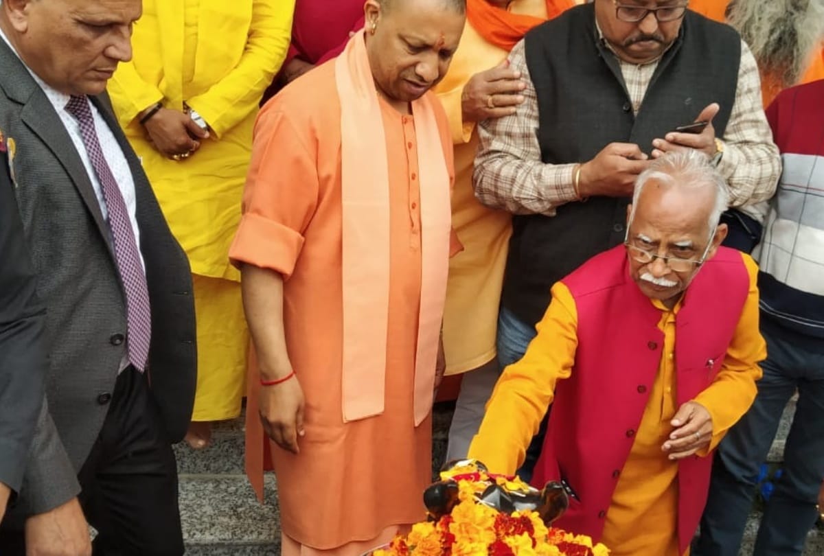 CM yogi adityanath inaugurate Mansarovar temple in Gorakhpur latest photos