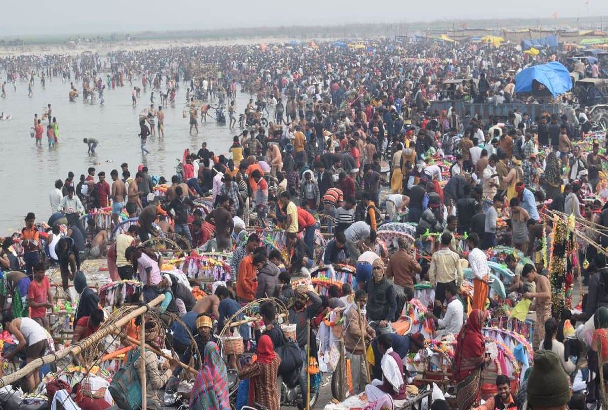 kawad yatra with national flag tiranga on maha shivaratri 2020 in kasganj