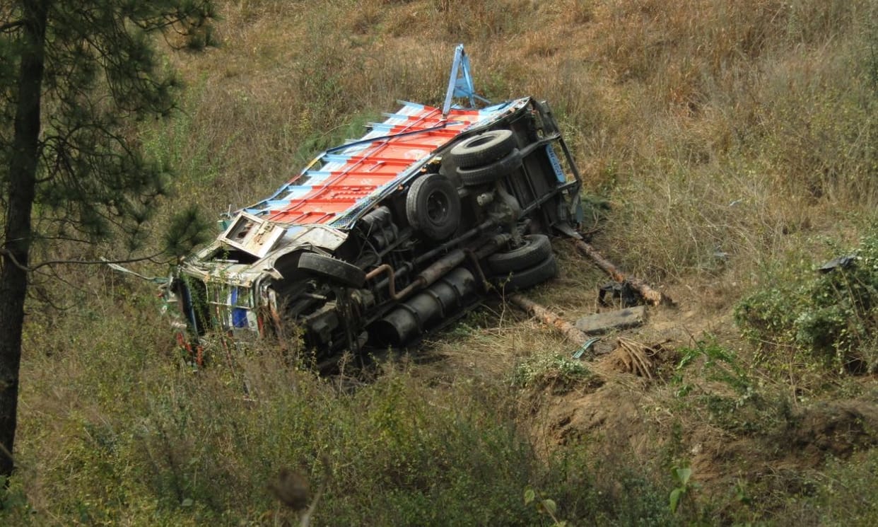 2 died in road accidents