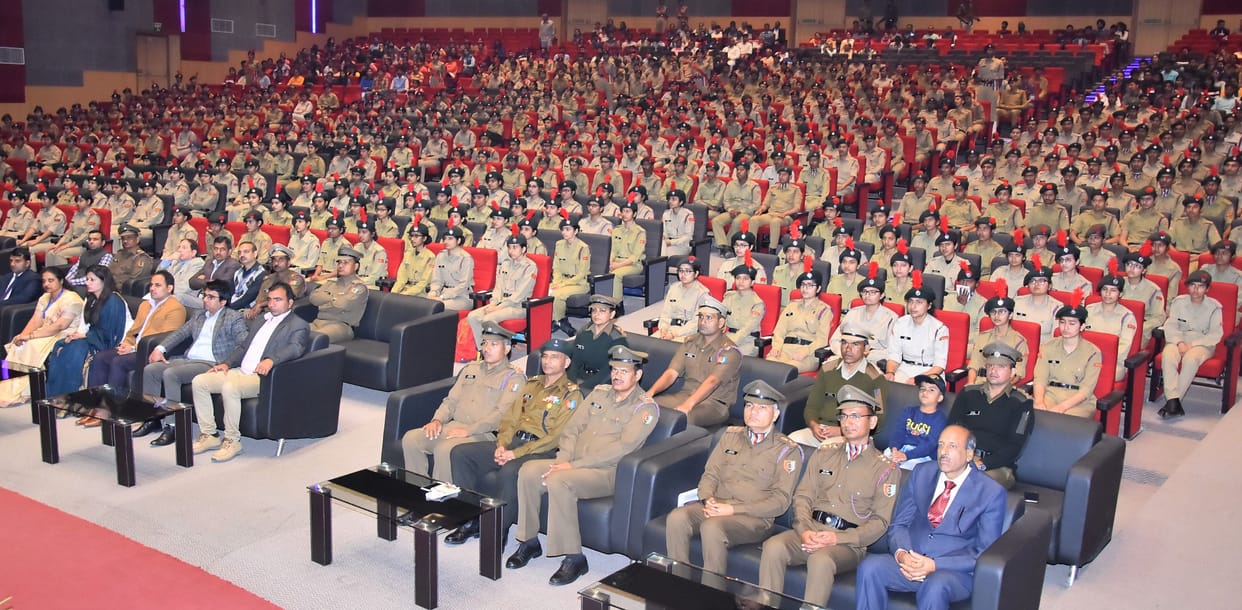 prime minister has also been ncc cadet, message of national unity is found -dg rajiv chopra
