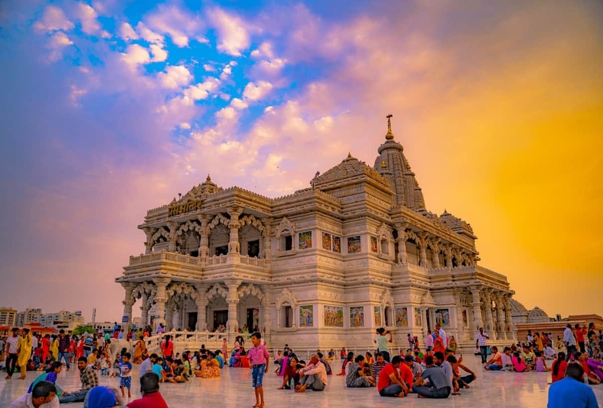 Mathura and Vrindavan Day Tour from Delhi weekend gateways near Delhi ncr