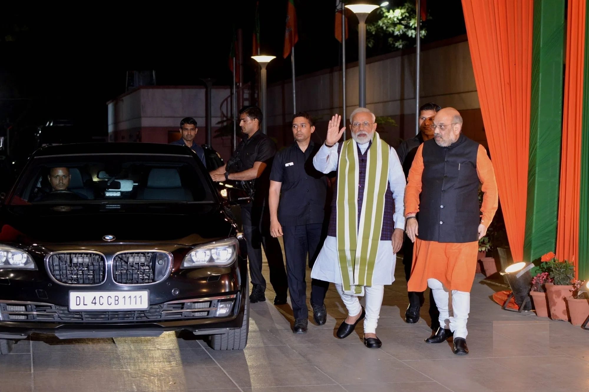 Us President TRUMP the beast vs PM Modi BMW 7 series Vs Xi Jinping hongqi n501