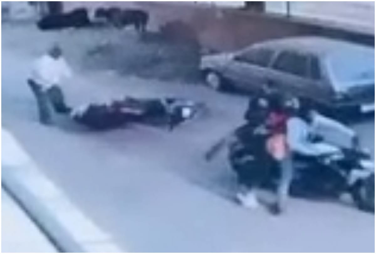 In Prayagraj, fearless miscreants shot the middle city and looted millions from the Saraf