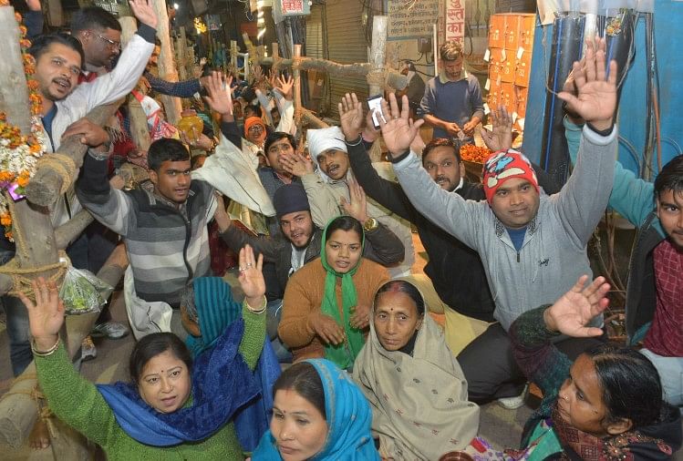 महाशिवरात्रि पर्व आज रात भर जागेंगे भूतभावन महादेव मंदिर में लगी