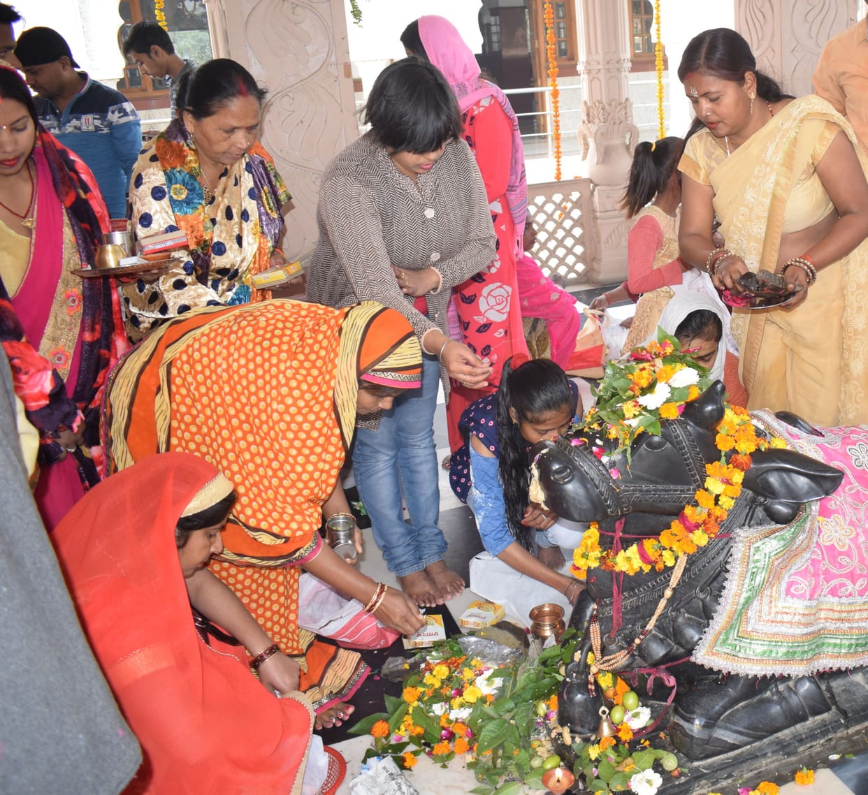 temple are full of religious on mahashivratri
