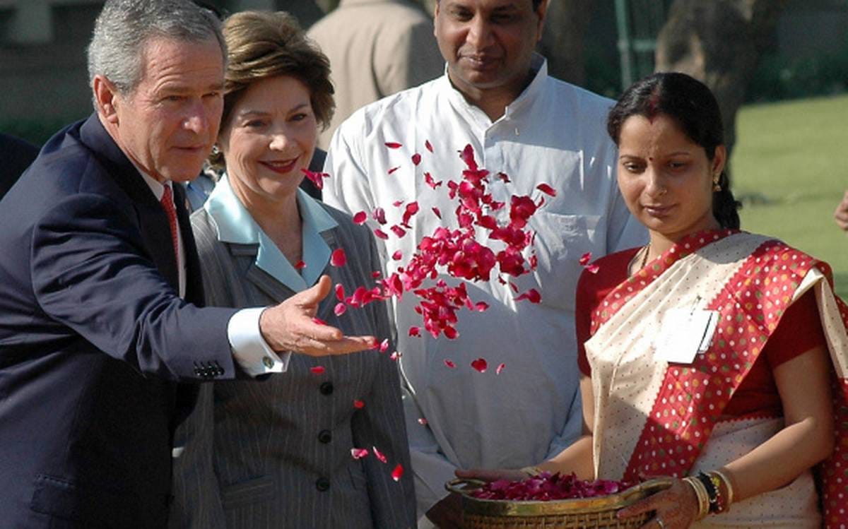 US President Donald Trump Could be plant a tree near by Obama, Clinton and bush's Plants at rajghat