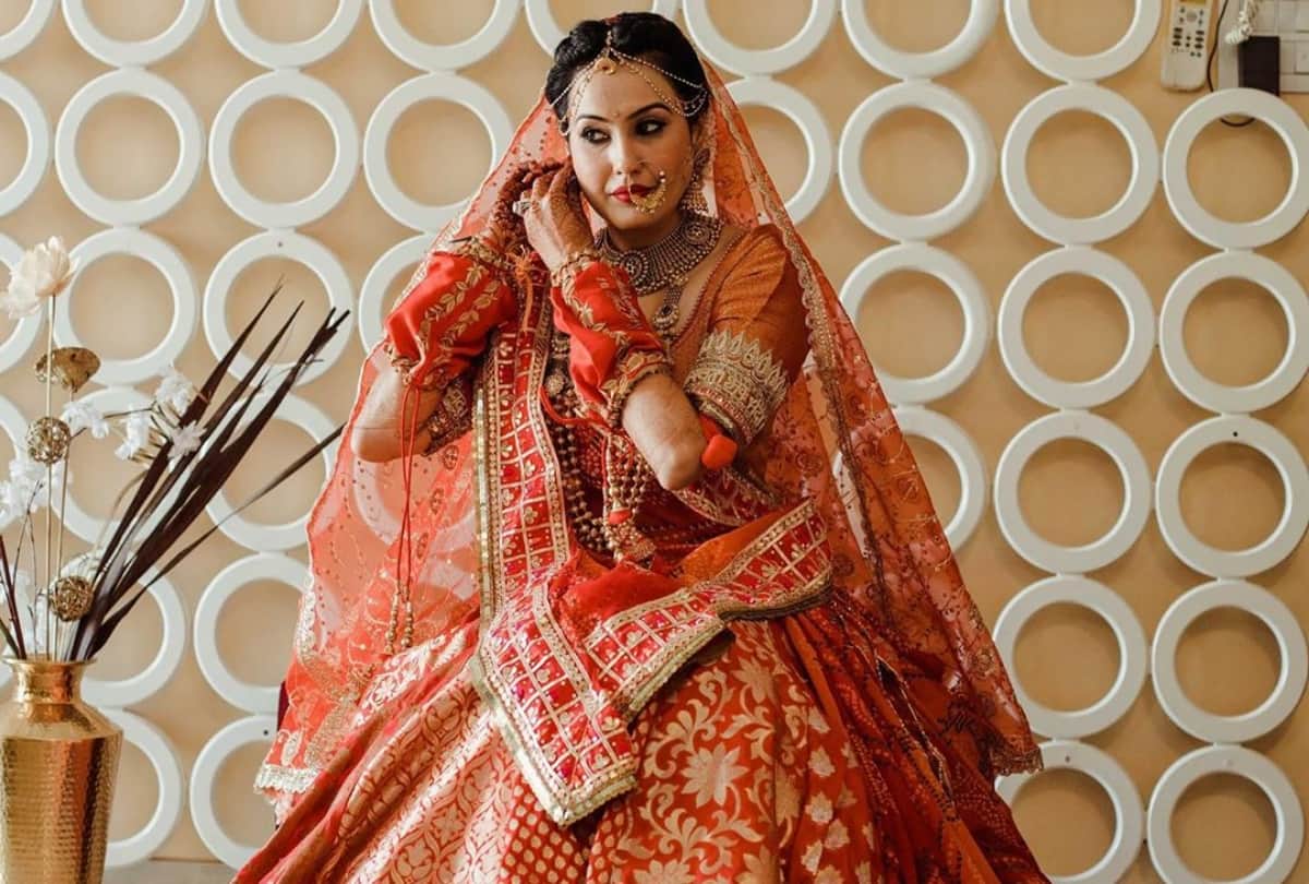 kamya panjabi yellow saree beautiful look in hindi