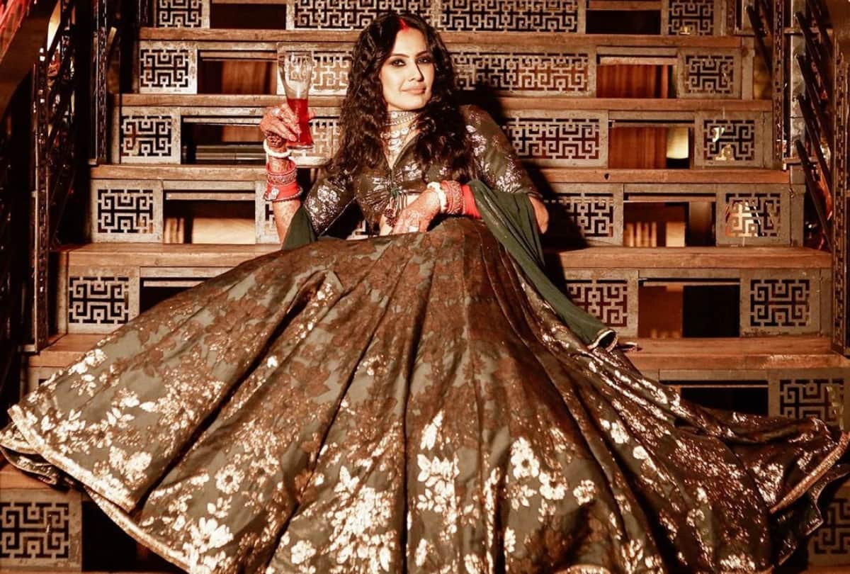 Kamya Punjabi Gets Trolled After Wasting Water Posted A Video Of Husband And Kids