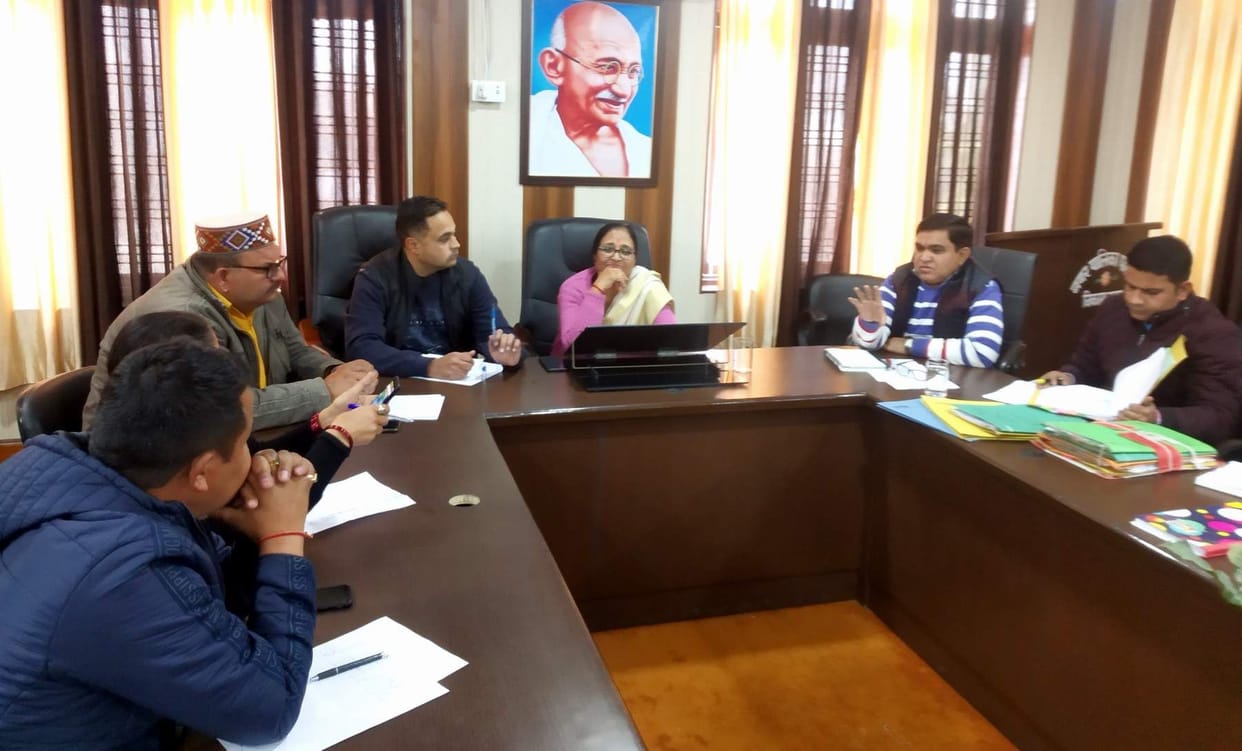 The municipality approved the construction of hoardings and gate entry
