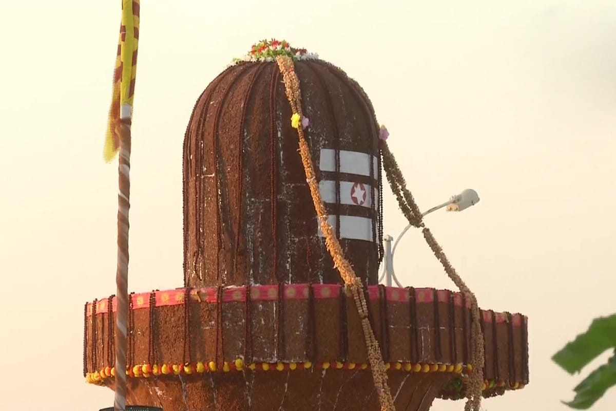 Mahashivratri is today, devotees prayed to Lord Shiva