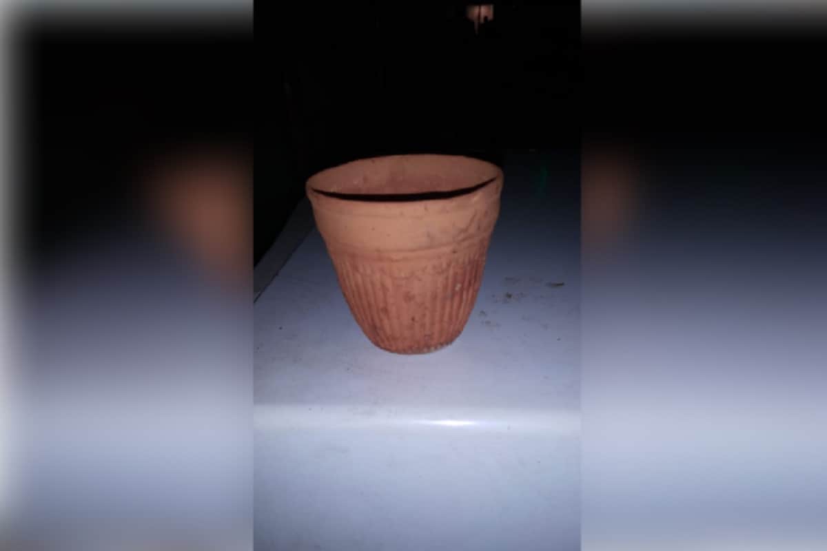 Prime Minister Narendra Modi has share on Twitter and Facebook of tea photo