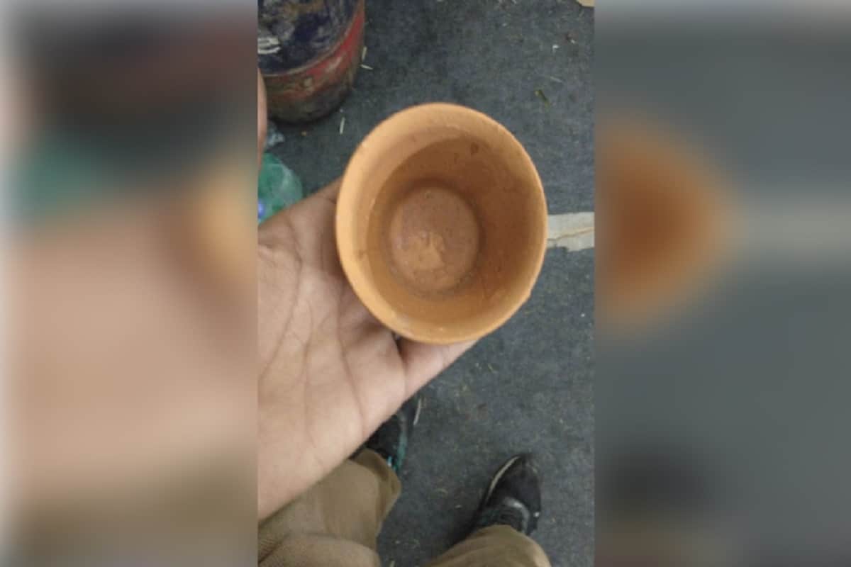 Prime Minister Narendra Modi has share on Twitter and Facebook of tea photo