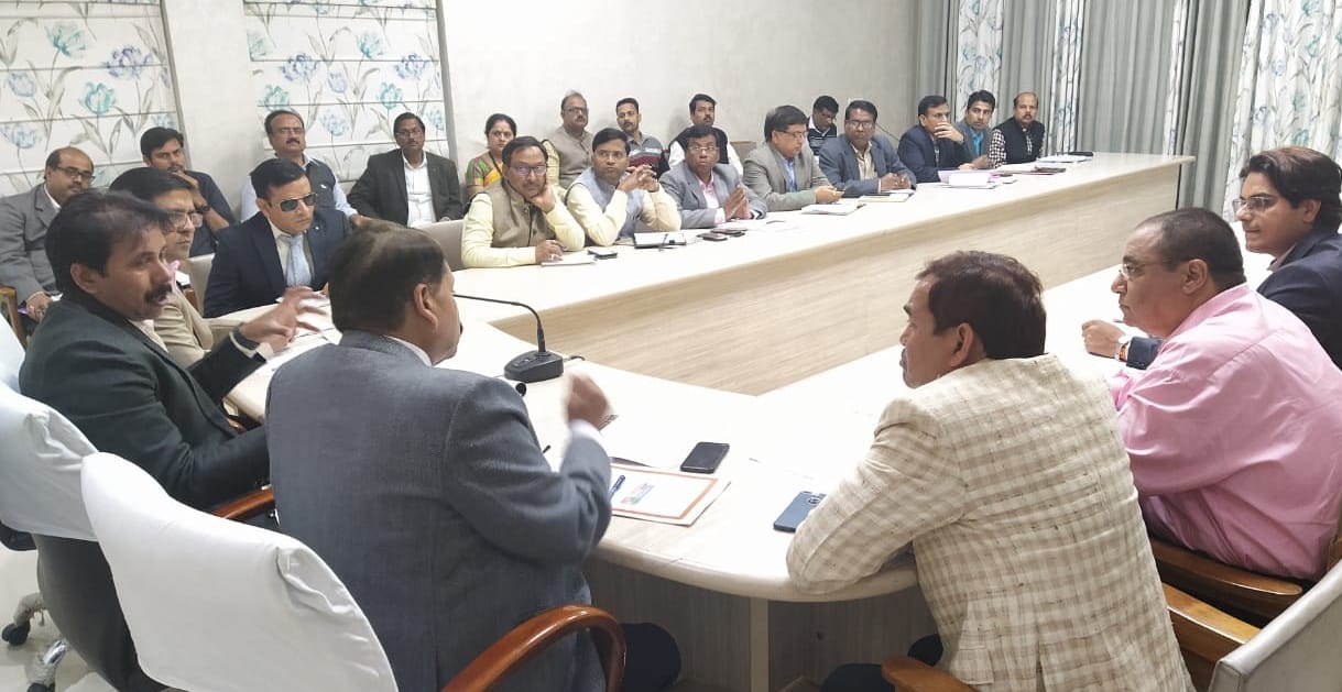 District administration, shining roads and drivers in preparation for PM's arrival
