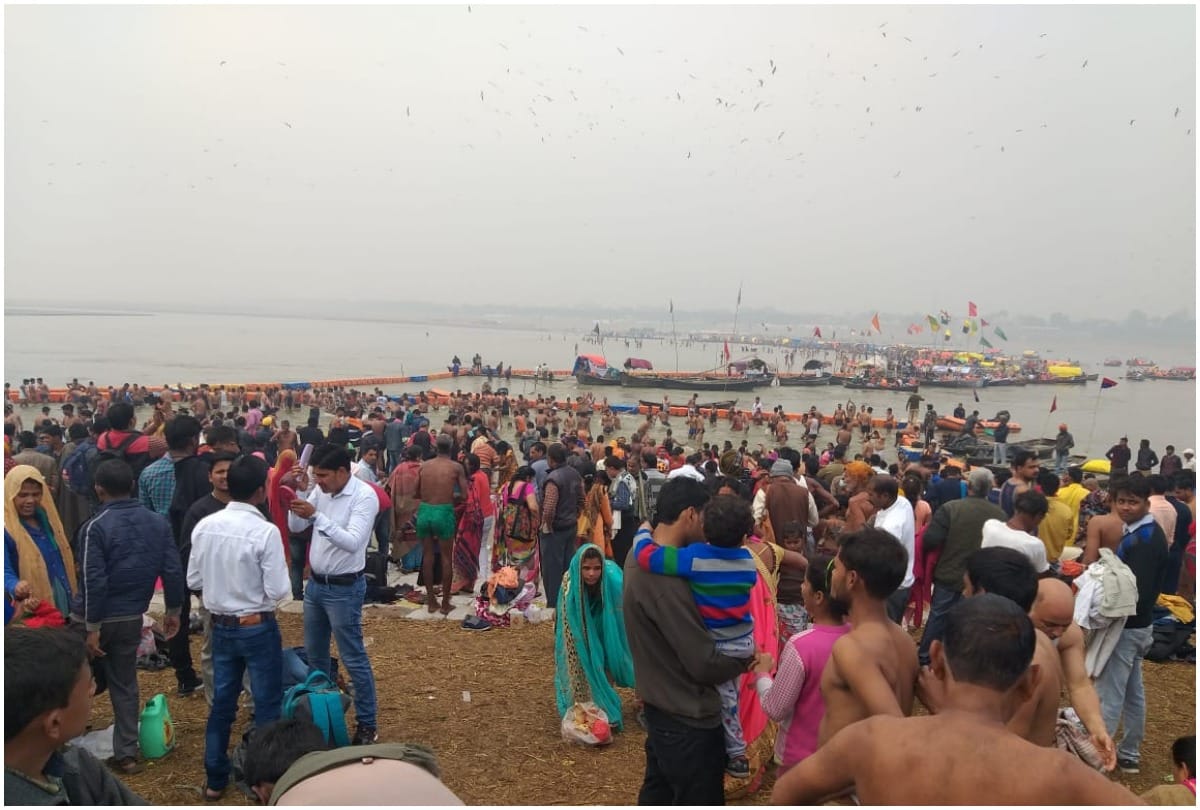 Mahashivratri dip at the confluence saw the Magh Mela