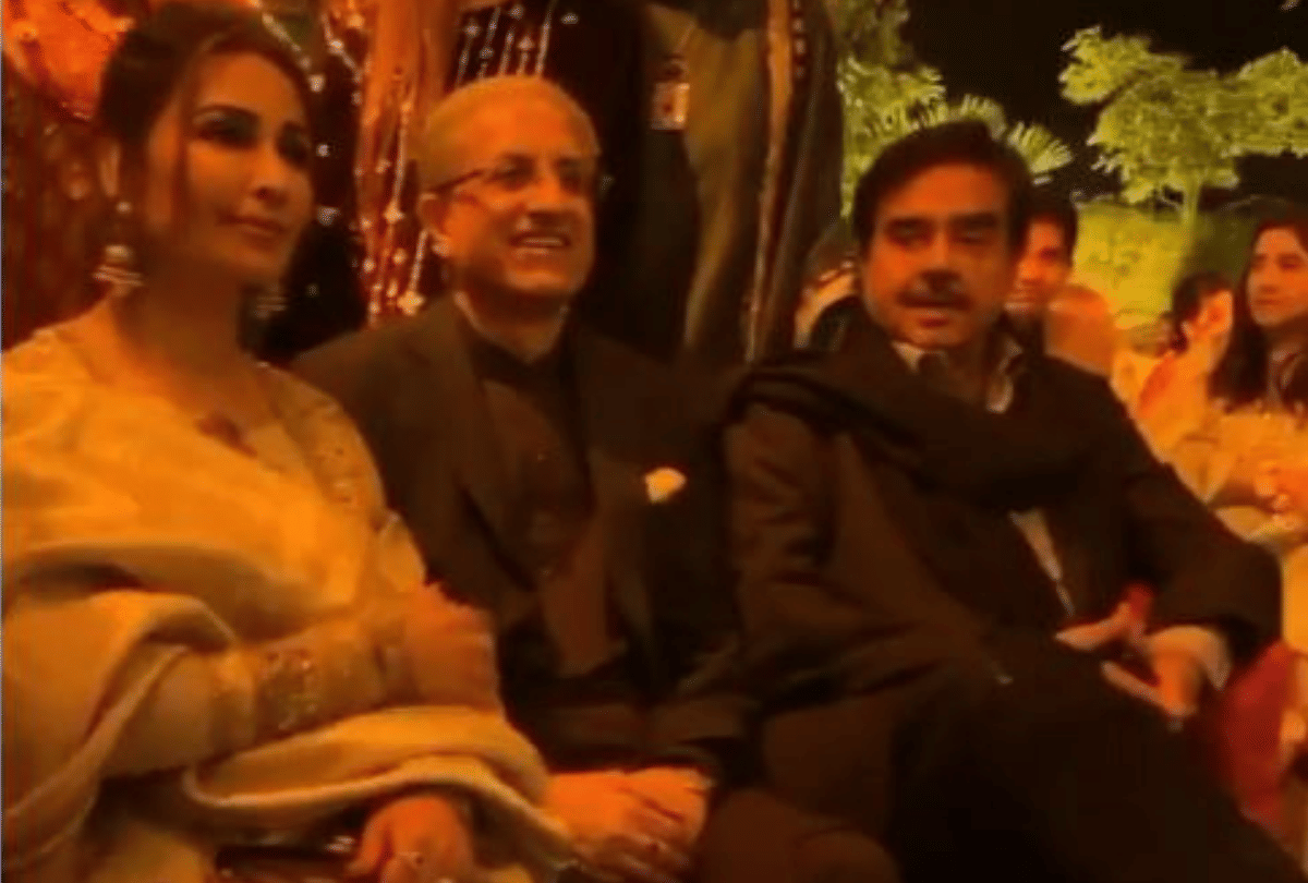 shatrughan Sinha spotted at wedding at pakistan