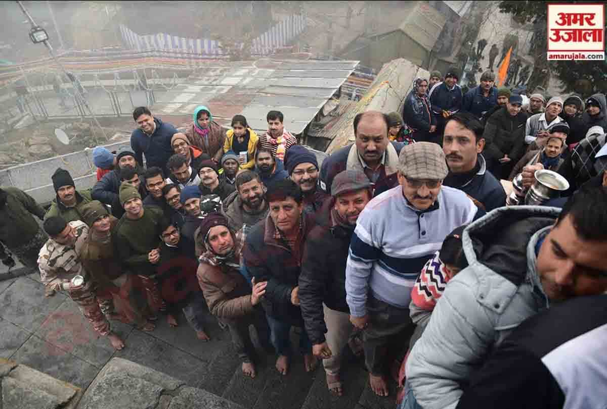 Kashmiri Pandits worship Vatuk in pitches made by Muslim potters