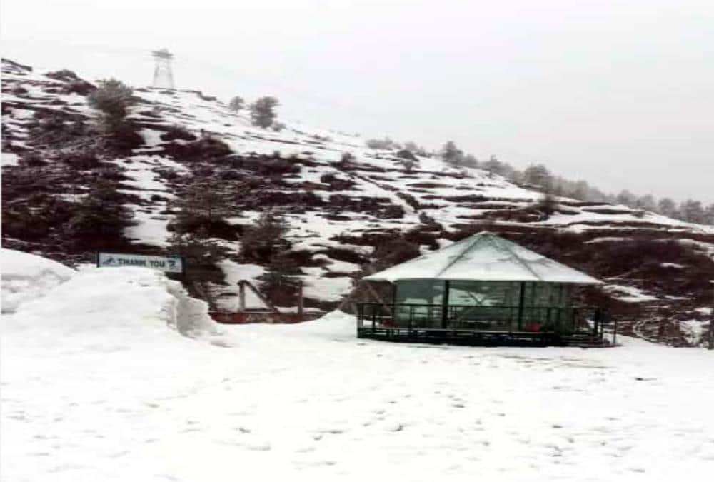 Snowfall In Mussoorie, Dhanaulti, nainital and Char dham Today, See Awesome visuals