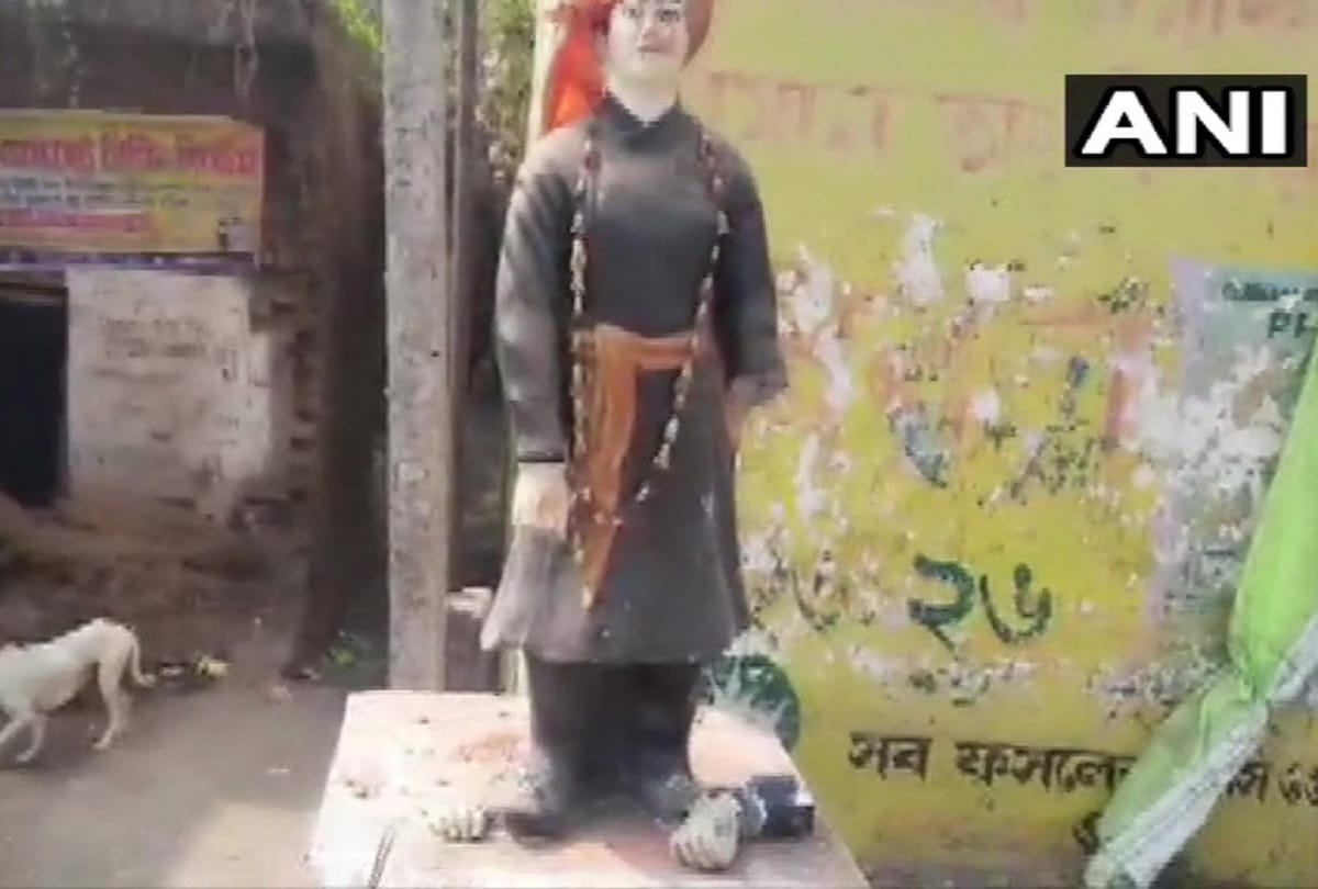 West Bengal: Swami Vivekananda statue broken, police searching for unknown accused