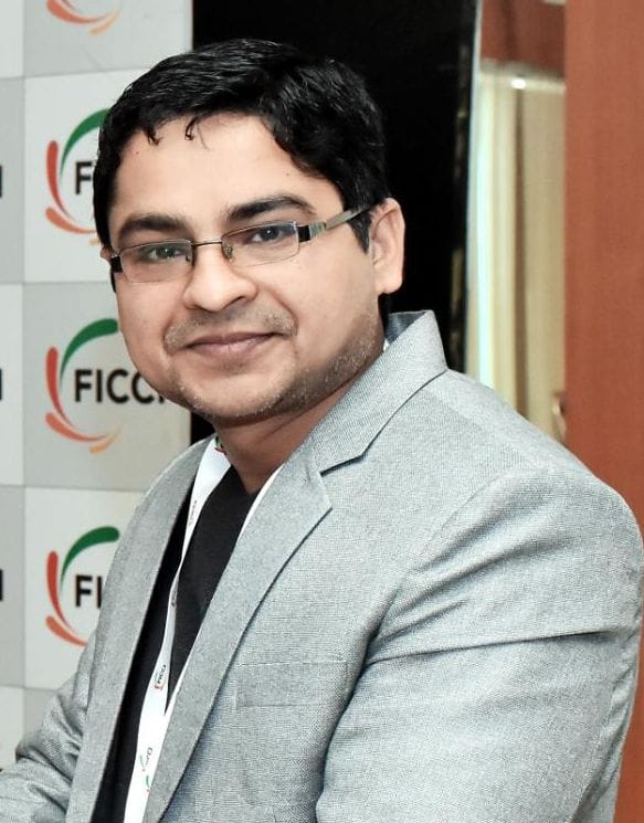 Dr. Pawan receives Research Excellence Award 2020