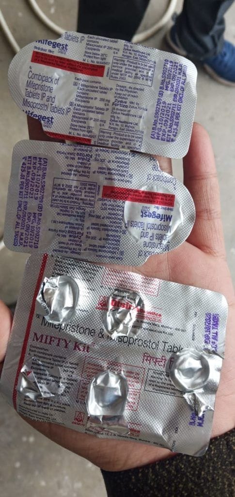 women suprvisor arrest with wrong medicine kit