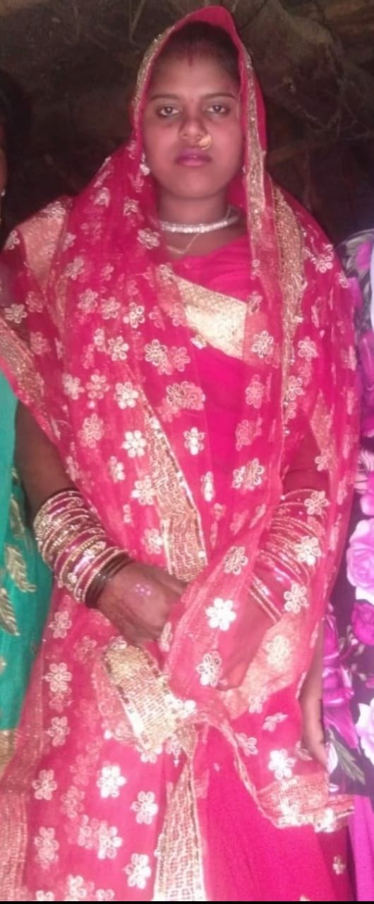 Dead body of woman found in sand sack in Chitrakoot by the river