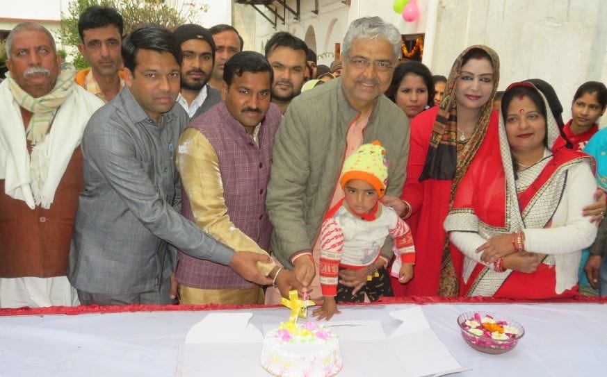 'Make daughters educated and self-reliant'