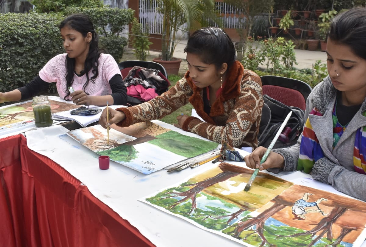 Disaster department organised Painting competition in hotel vivek gorakhpur