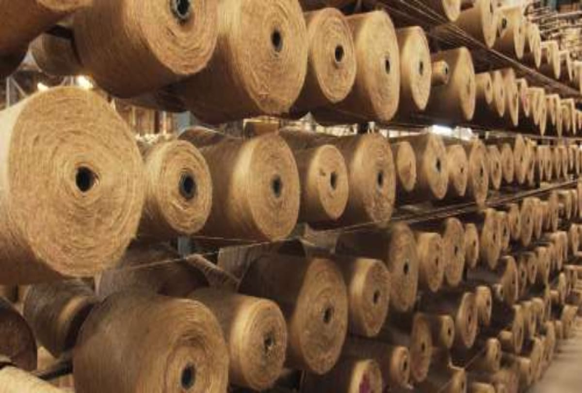 Ministry of Textiles signed an agreement to revive the jute industry