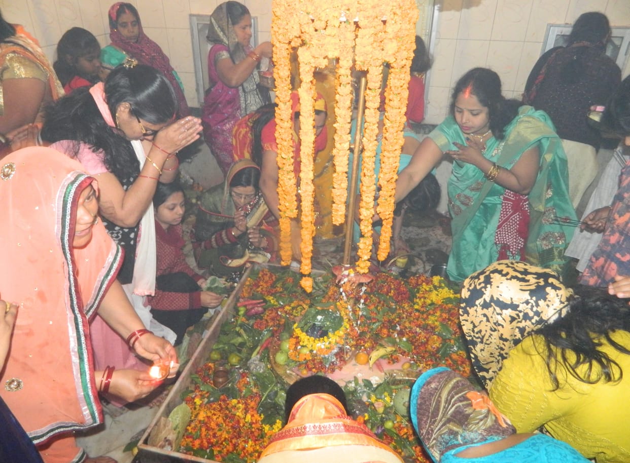 Devotees gathered in Shivalayas on Mahashivaratri