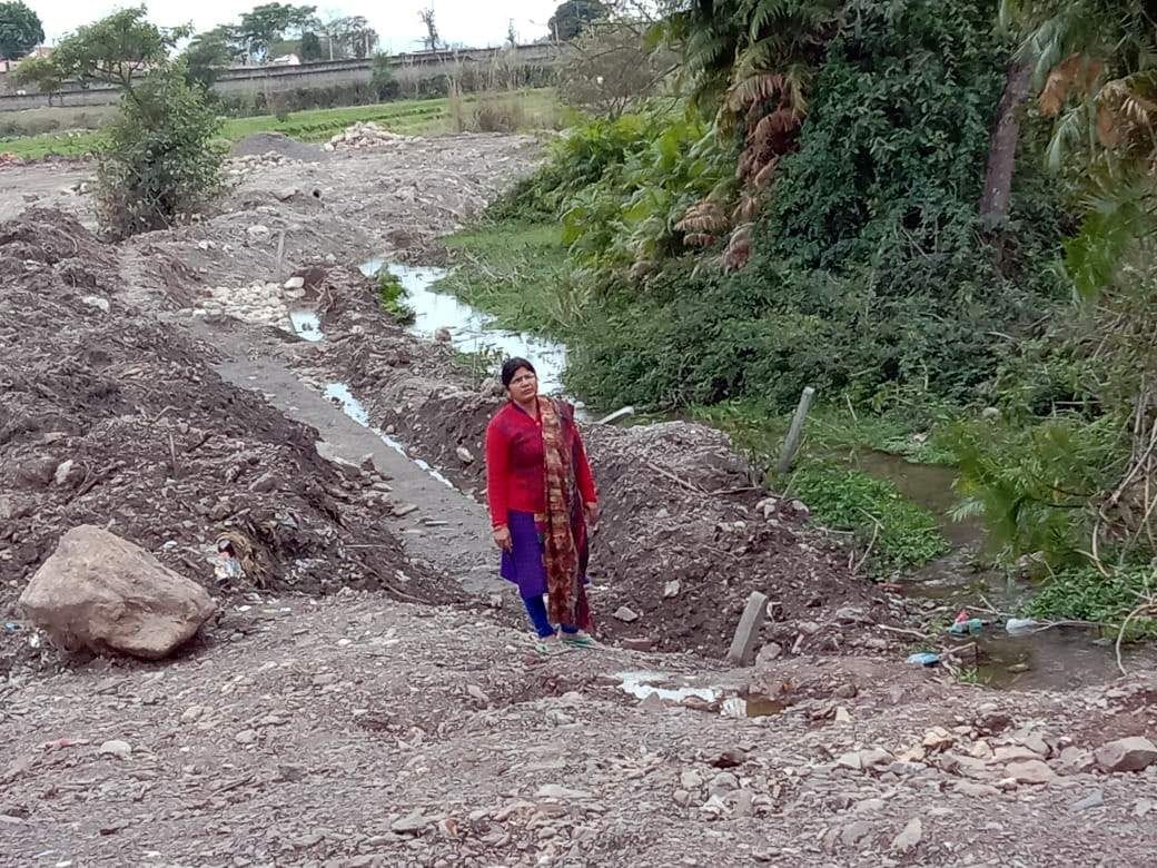 The revenue department stopped the plotting on government land