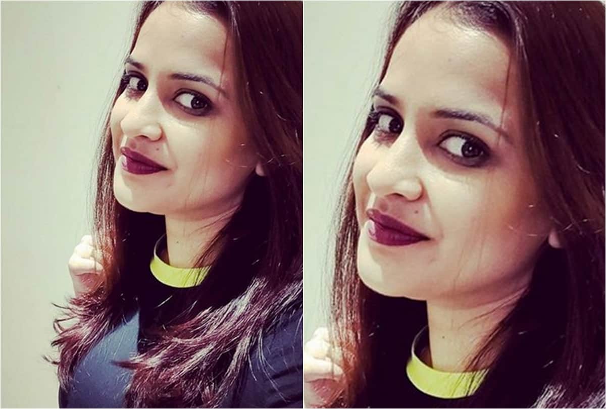 singer Mika Singh Manager Saumya Khan allegedly suicide in Andheri Mumbai consuming sleeping pills