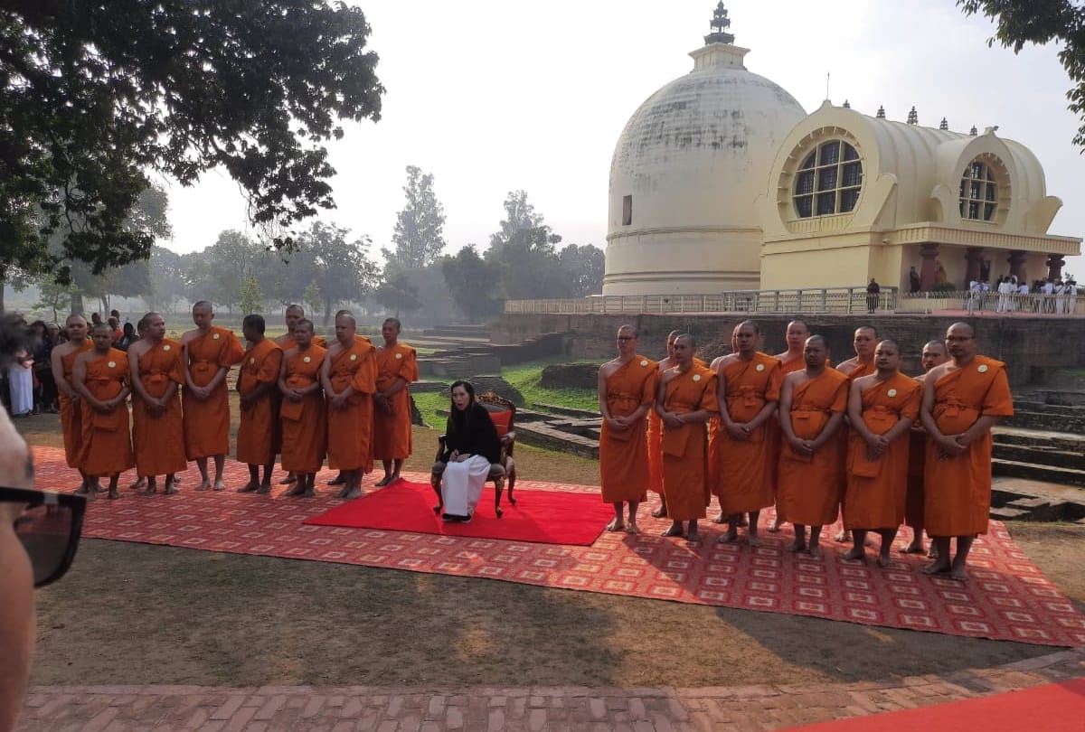 Thailand Princess Chulafan arrived at Kushinagar Mahaparinirvan Temple latest photos