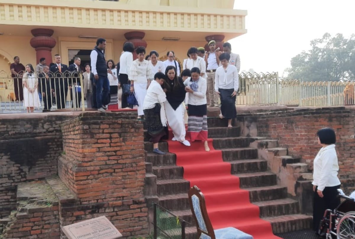 Thailand Princess Chulafan arrived at Kushinagar Mahaparinirvan Temple latest photos