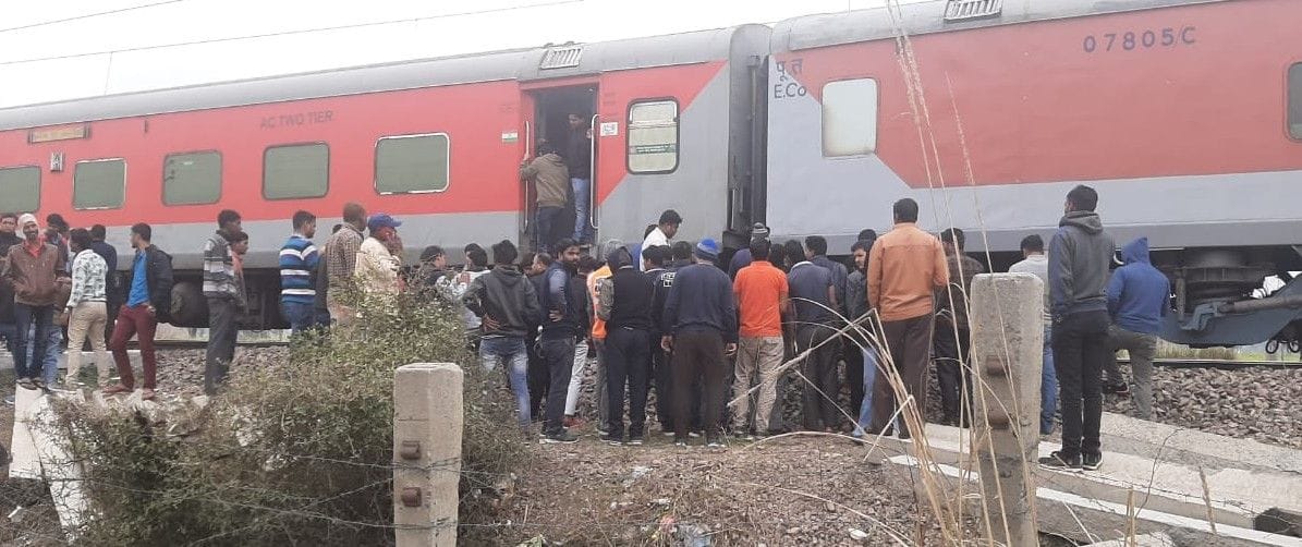 Hathras: Passengers express anger in front of railway personnel, protest