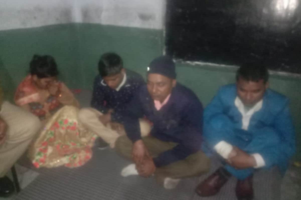 girl denied to marry after groom found drunk at the time of Varmala on stage in Meerut