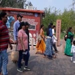 गोल्फ कार्ट बंद होने से पैदल चले सैलानी