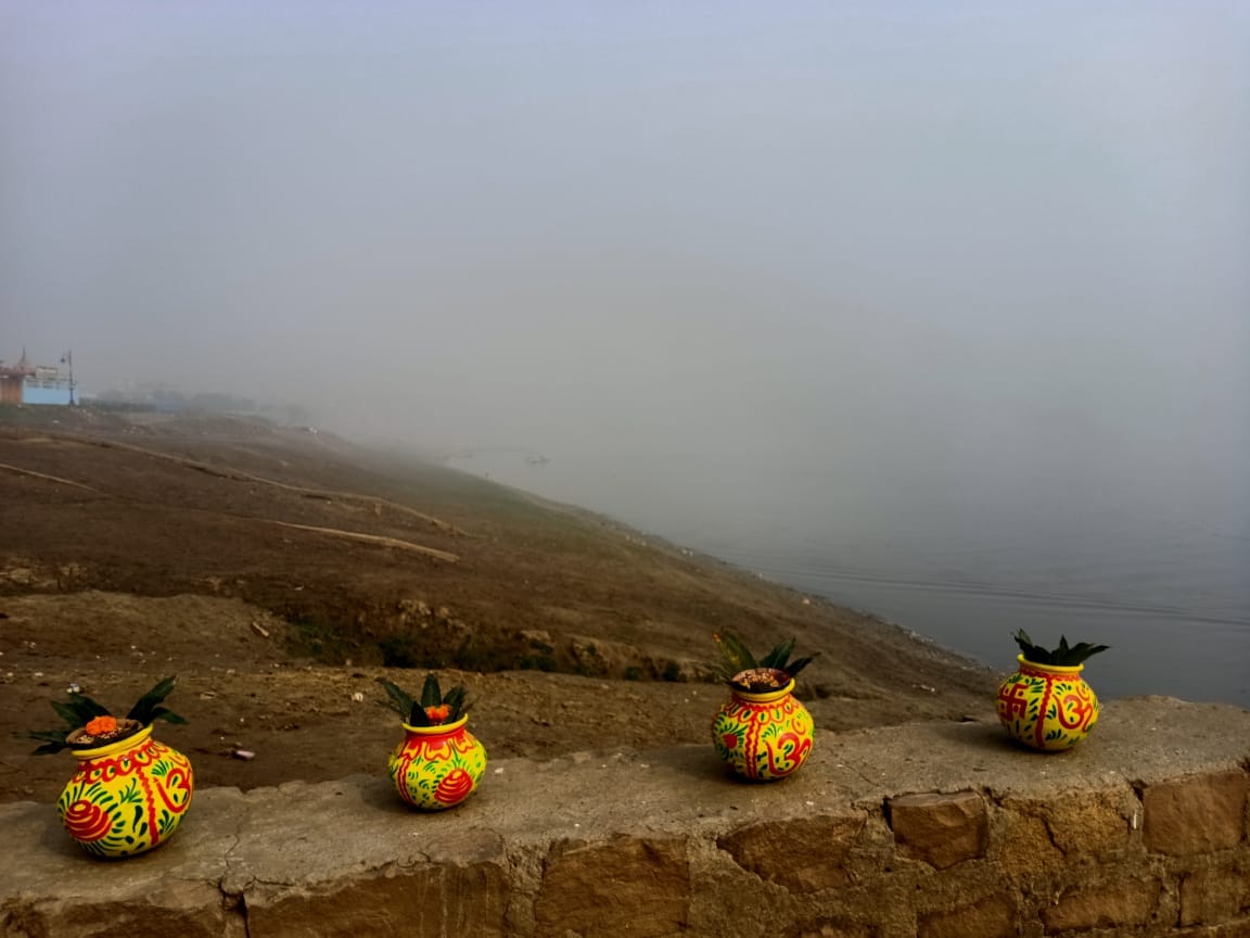 Changes in weather, mist after rain, sunshine is not effective