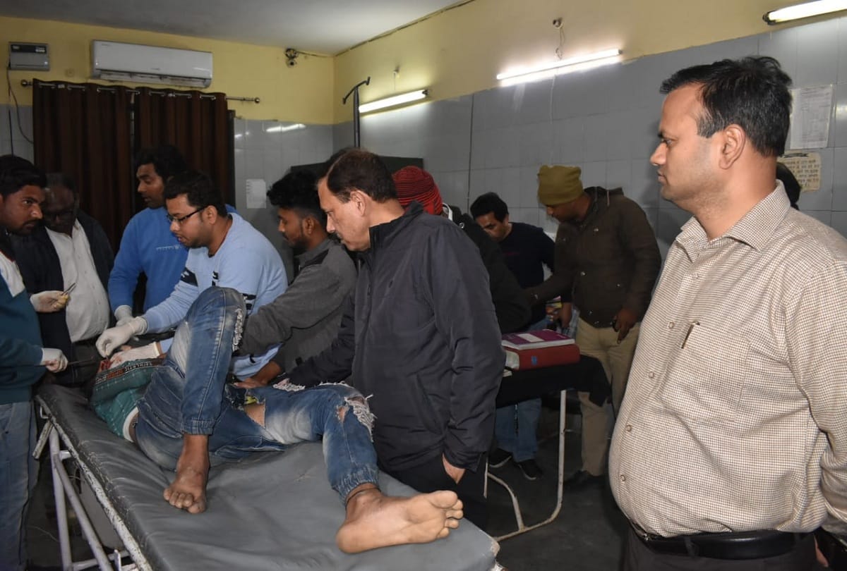 Bulandshahr accident news two died on spot and three injured