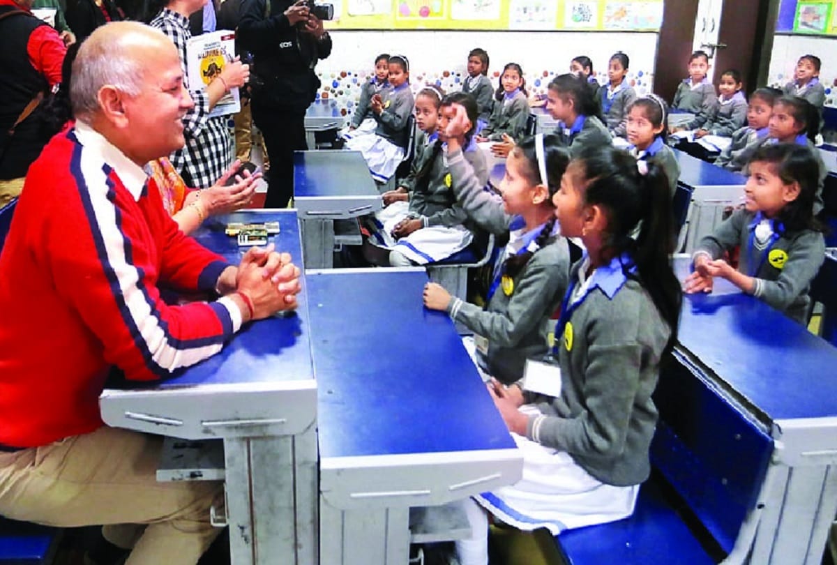 Delhi's Education Minister Sisodia spent time with children in Happiness Class