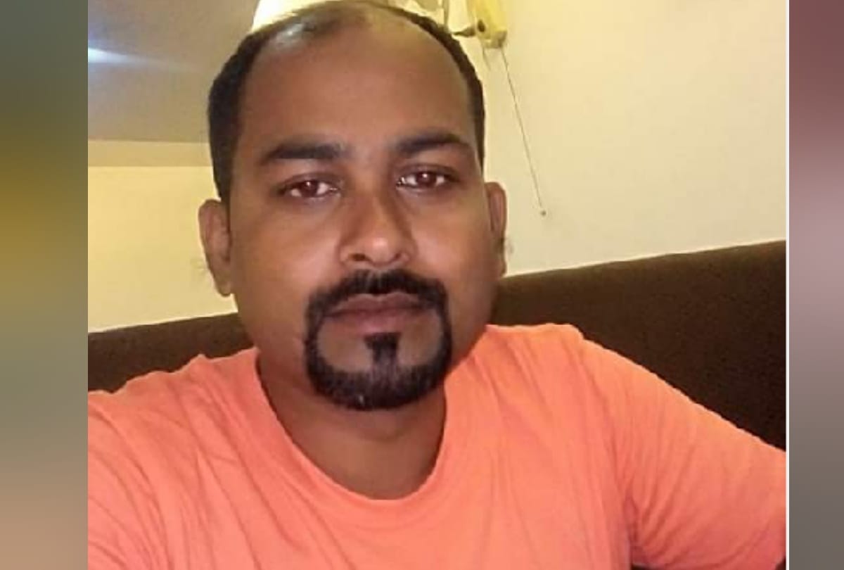 sexsual assolted accused vibhashm singh surrender on court in gorakhpur