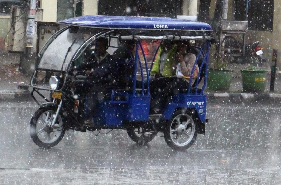 Uttarakhand weather update Today: Orange Alert for Hailstorm and High wind Alert