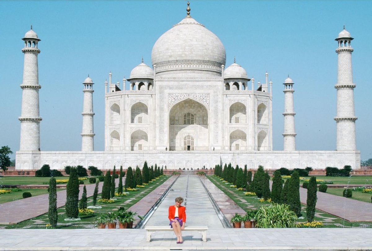 most famous comment on taj mahal