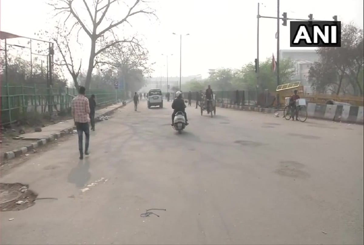 Shaheen Bagh update vehicles start running after Noida Faridabad road reopened