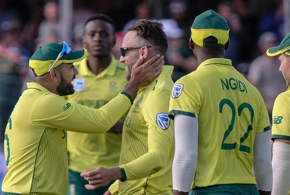 South African cricketers told to self-isolate on return from aborted India tour