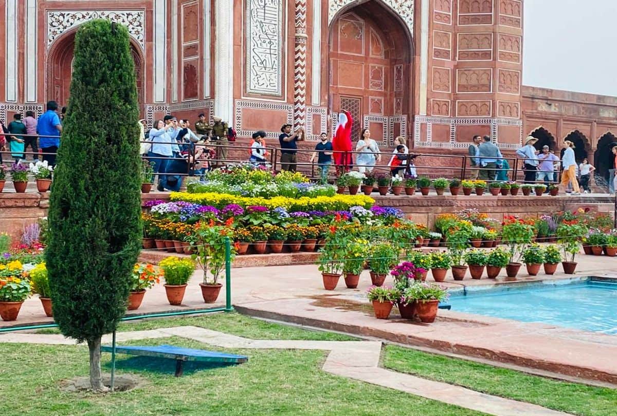 Kannauj's Perfume In Tajmahal During Donald Trump Visits