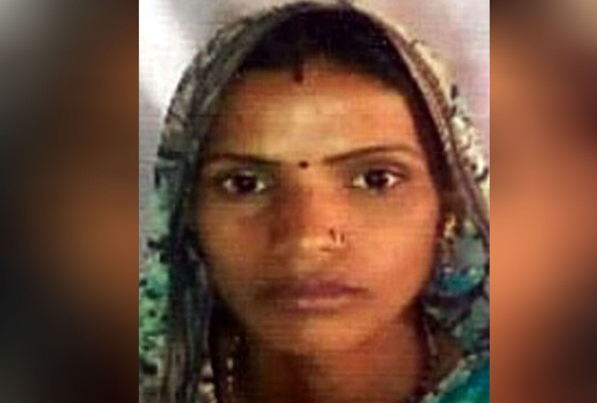 Wife Did Not Give Money For Wine Husband Murdered Inform Father In Law