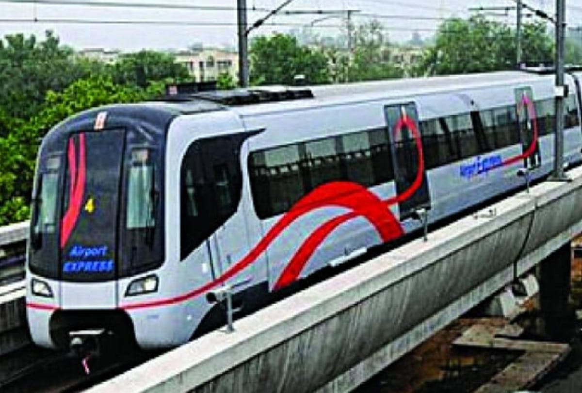 From today on the airport line travel in metro with trip ticket